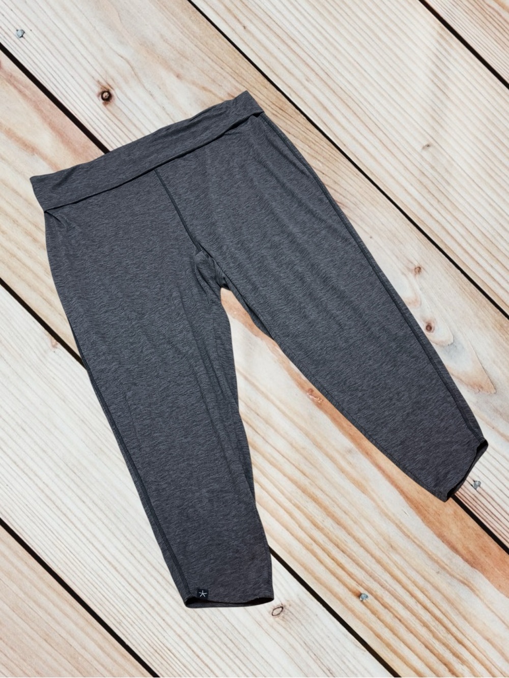 Barefoot Dreams 3X Malibu collection butterchic foldover leggings